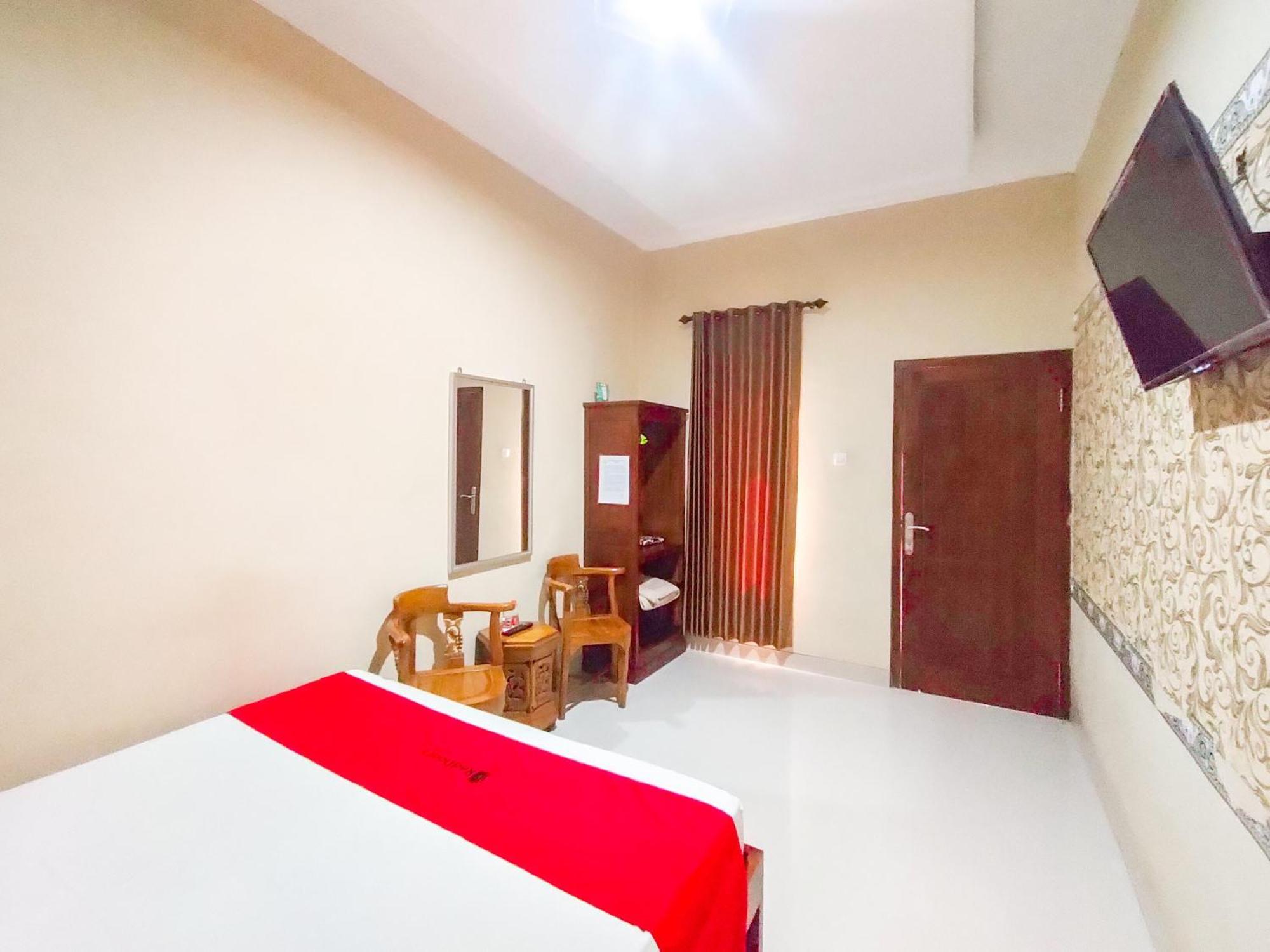 Reddoorz Syariah At Graha Adi Karya Kartasura Hotel Kartosuro Eksteriør billede
