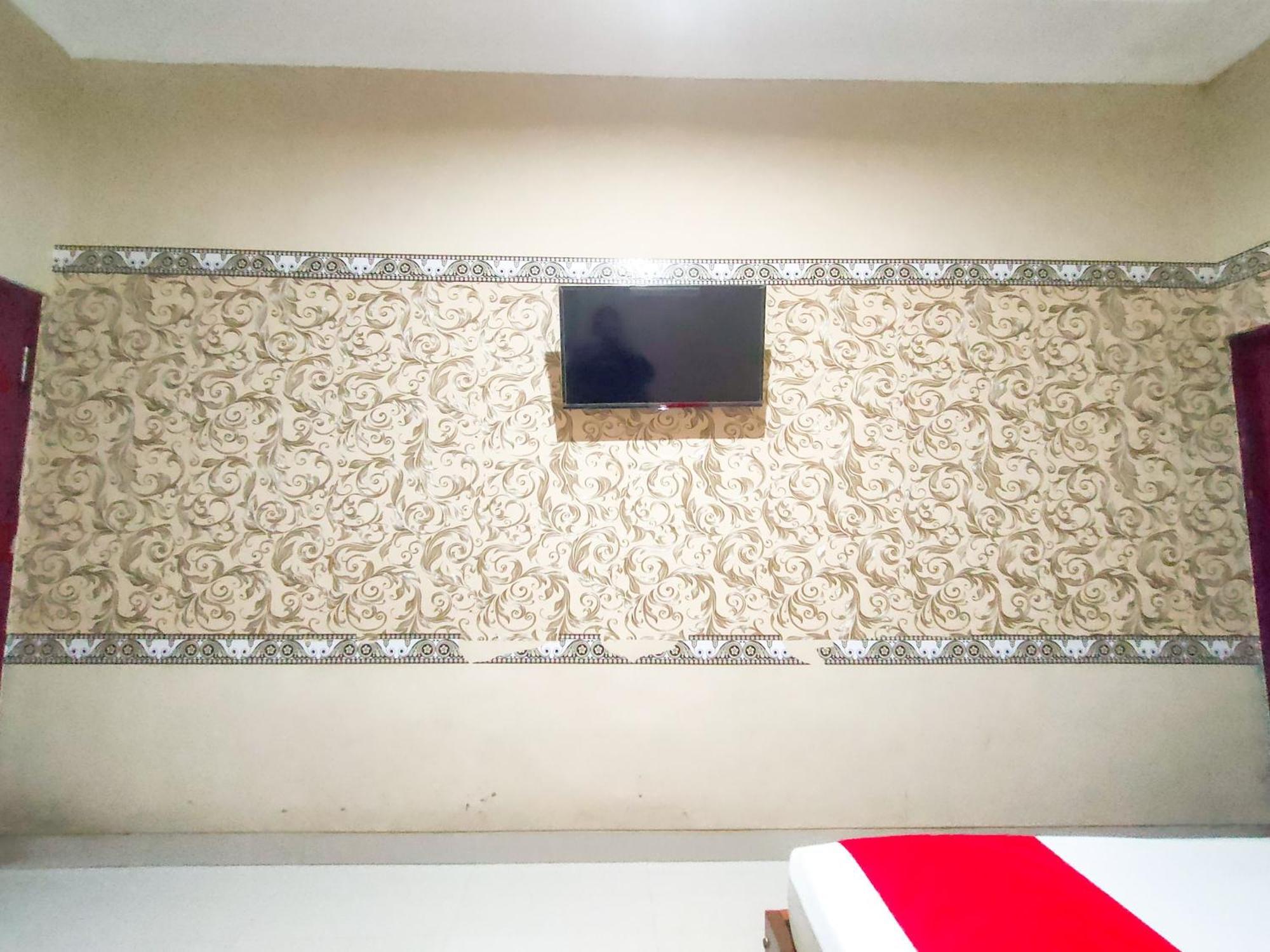 Reddoorz Syariah At Graha Adi Karya Kartasura Hotel Kartosuro Eksteriør billede