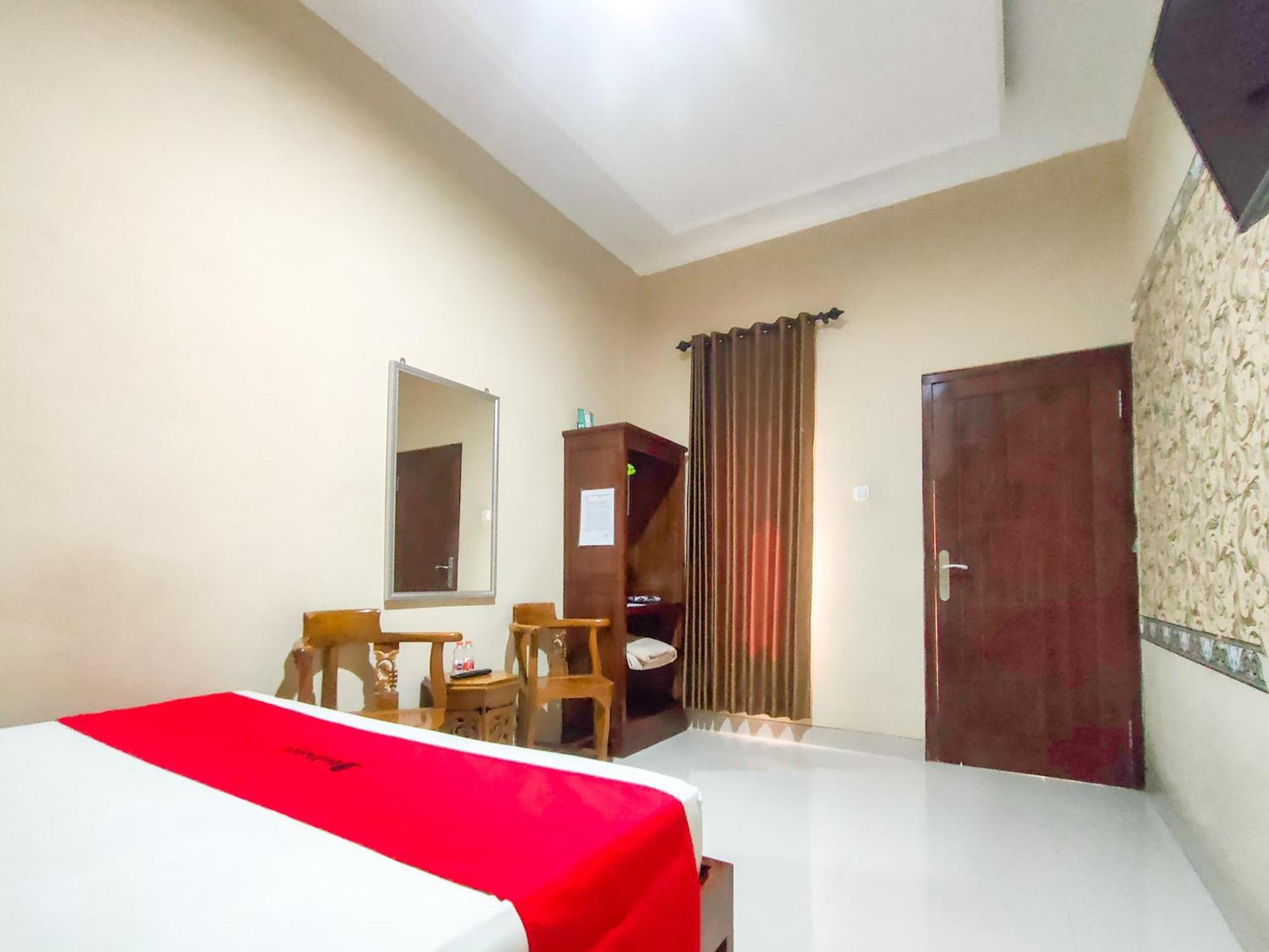 Reddoorz Syariah At Graha Adi Karya Kartasura Hotel Kartosuro Eksteriør billede